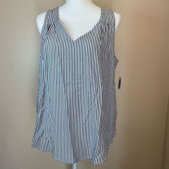 New! Old Navy| Large|Sleeveless top| striped | Fit and flare| soft| Loose - Picture 7 of 10